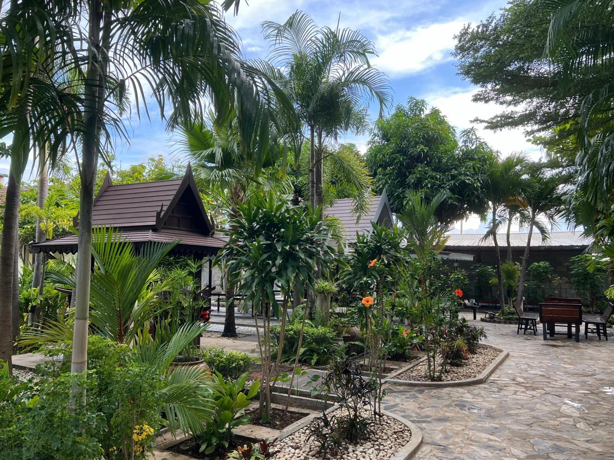 Suanpai Resort Szatahip Kültér fotó